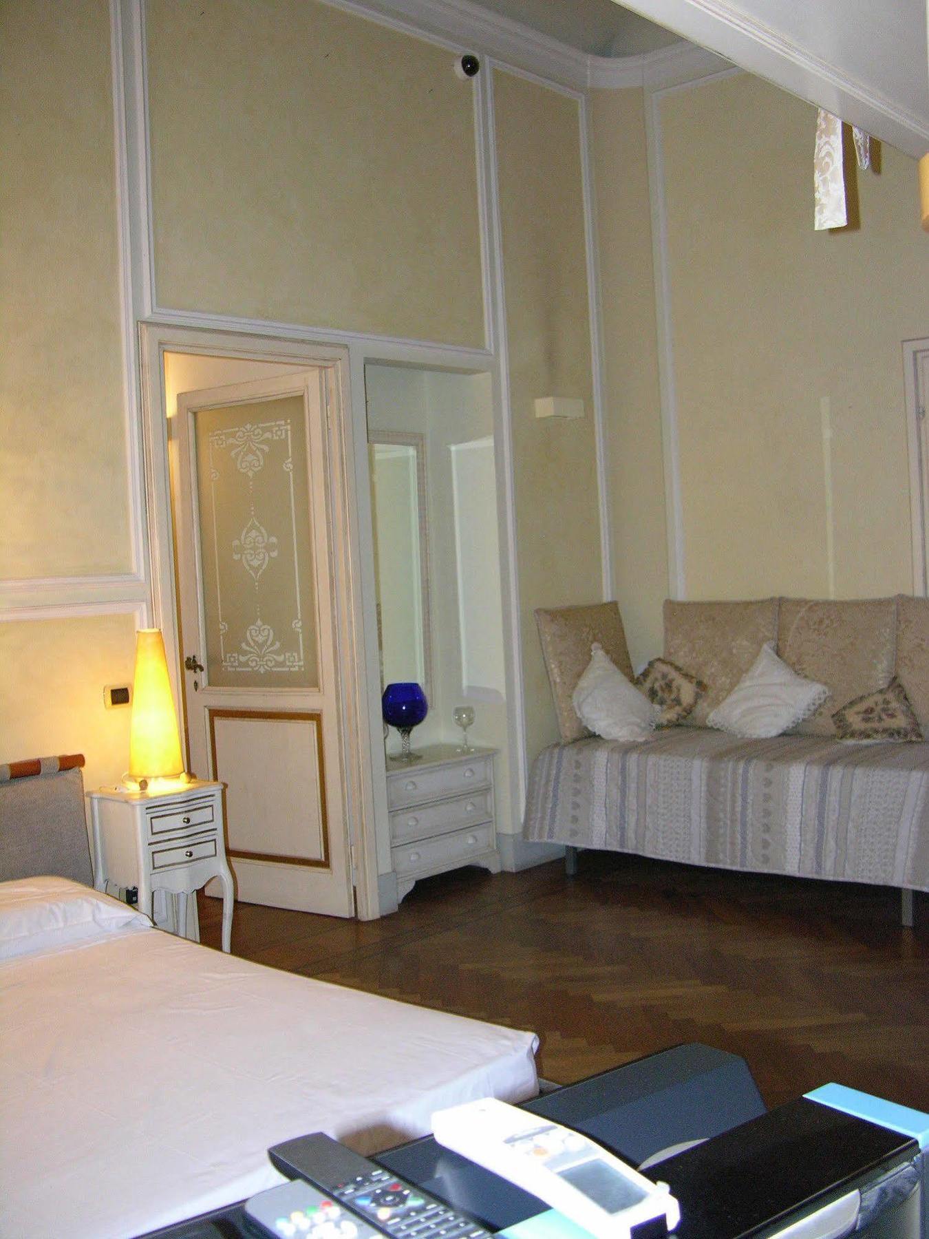 Booking Firenze Appartamenti 외부 사진